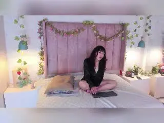 Xlovecam Free Porn Cam of LilyDickenson