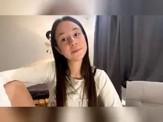 Xlovecam Free Porn Cam of ShandaBaierl