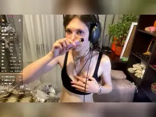 Xlovecam Sex Chat of AlisiaDidway