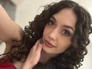 Xlovecam Live Sex of MoniFoxy