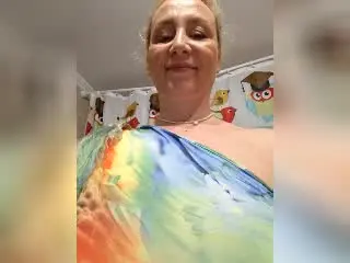 Xlovecam Best Webcam of MerlynonYou