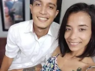 Xlovecam Live Sex Cam of AlejoyMaria