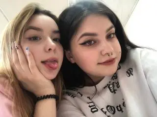 Xlovecam Adult Webcams of MoonSunny