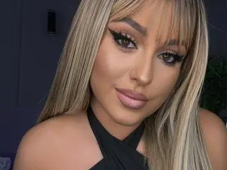 Xlovecam Adult Webcam of PatriciaSpicey