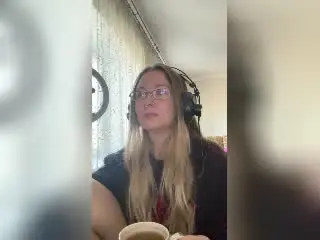 Xlovecam Live Porn of Meeranda