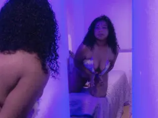 Xlovecam Best live sex cam show of XairaRuiz