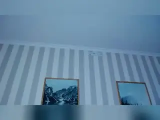 Xlovecam Free Porn Cam of BelleLisaG