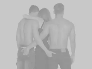 Xlovecam Live Sex of ThreesomeUnilited