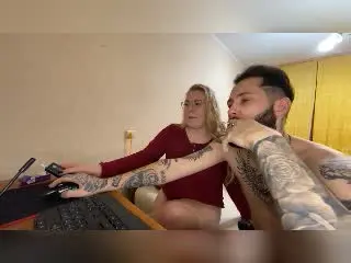 Xlovecam Nude Webcam of MikeAndAnna