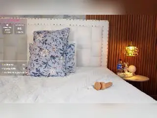 Xlovecam Sex Chat of QuickHookup