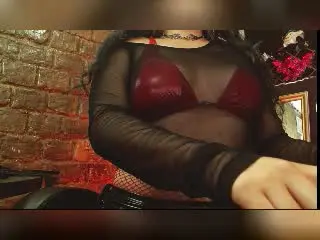 Xlovecam Sex Cam of LunaTikka