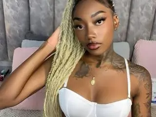 Xlovecam Watch Live Sex Cams of MilanCartier