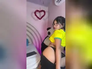 Xlovecam Live Sex of CelesteMorel