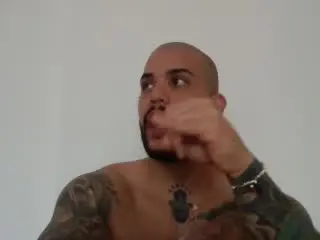 Xlovecam Live Sex of MedellynDark