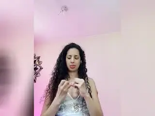 Xlovecam Private Sex Chat of CurlyBlossom