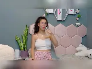 Xlovecam Live Porn of DylanyAllly69