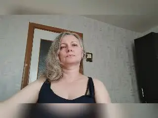 Xlovecam Live Sex Cam of EdithManning