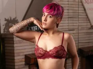 Xlovecam Live Porn of DannyRouds